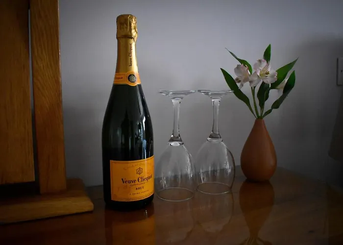 Tlc Exmouth Bed And Breakfast